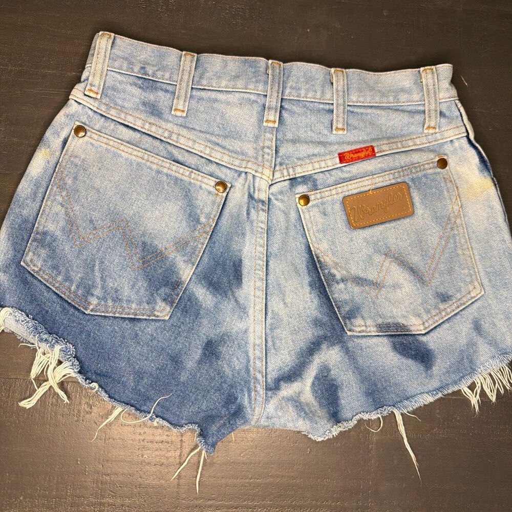 Vintage Wrangler Denim Shorts Women's Size Cutoff Frayed Hem Blue